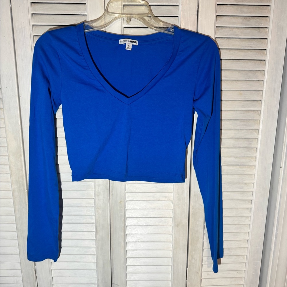 Fashion Nova Cobalt V-Neck Long Sleeve Crop Top